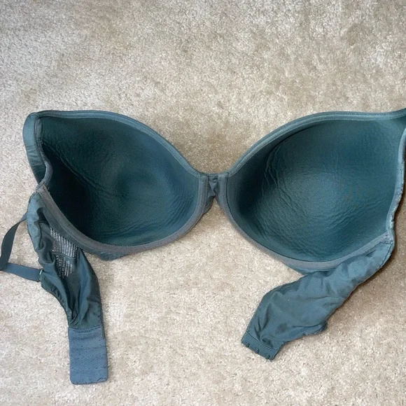 Victoria's Secret Body Lined Perfect Coverage Lace Bra Bundle in Green & Purple - Picture 6 of 9